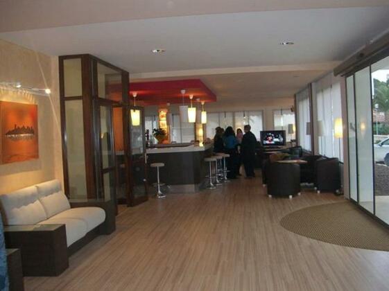 Bay Hotel - Photo2