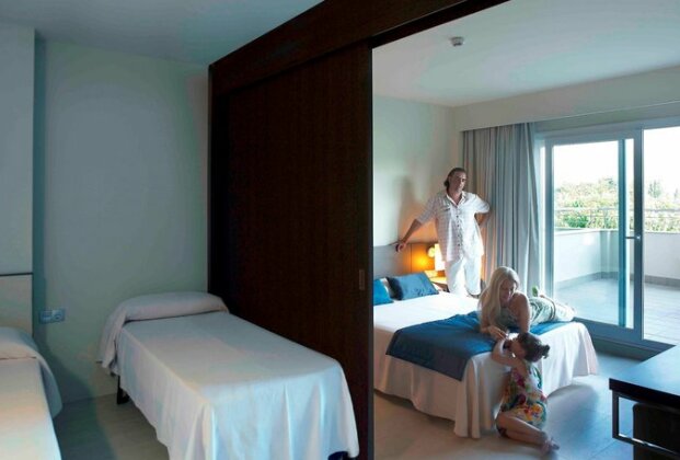 Hotel Mediterraneo Park - Photo4