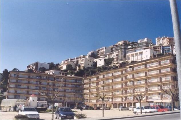  Photo 1