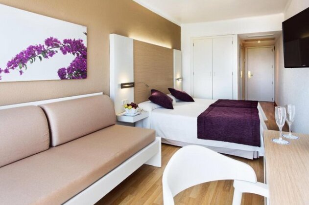Hotel Brisa Marina Sa Coma - Photo3