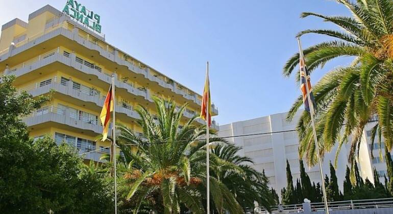 Hotel Playa Blanca - Photo2