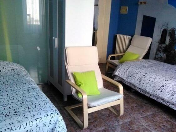 Sabi Habitaciones Hostel-Residencia - Photo3