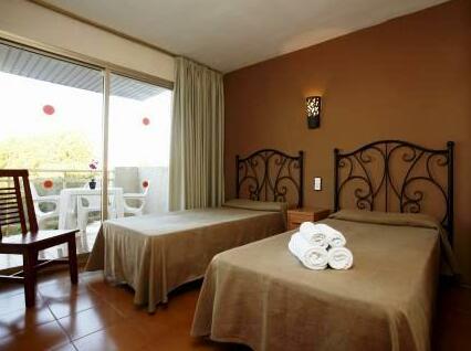 Mediterranean Suites - Photo2