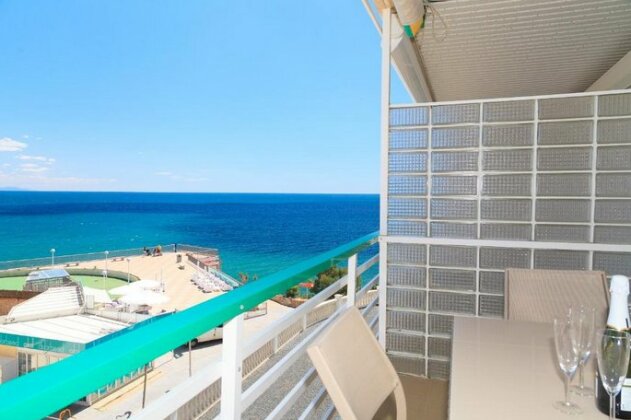 UHC Paradis Apartments - Photo4