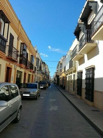 EN PLENO CENTRO Acogedor garaje ascensor A/A