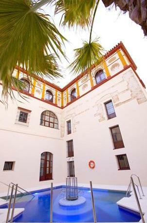 Palacio De Arizon Hotel - Photo2