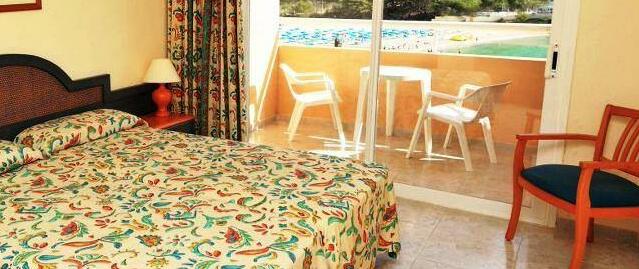 Sirenis Hotel Playa Dorada Ibiza - Photo2