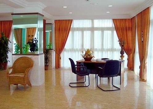 Aparthotel Africamar - Photo2