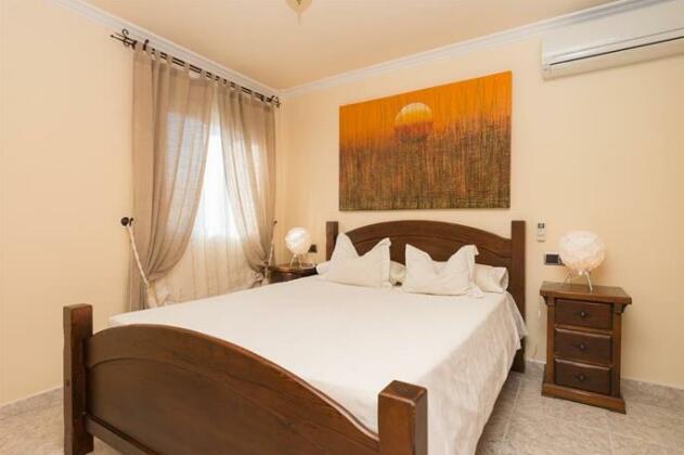 Seriola - Photo3