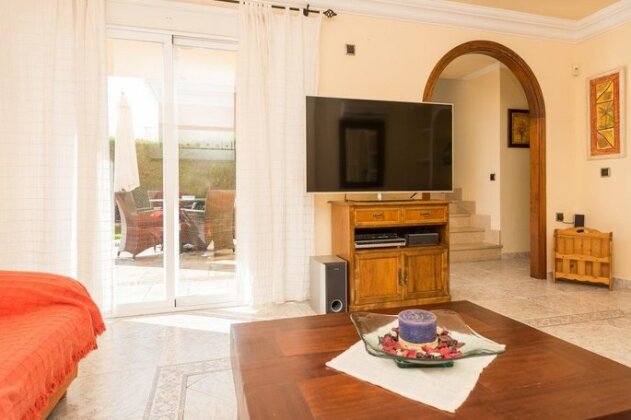 Seriola - Photo5