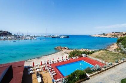 Sea side Apartment with terrace