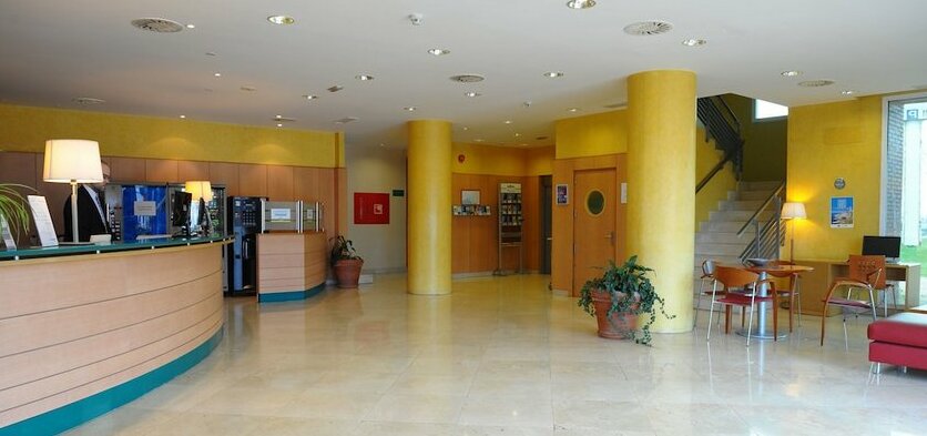 Hotel City Express Santander Parayas - Photo3