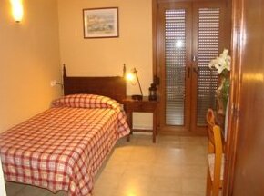 Hostal Oliver Santanyi - Photo4