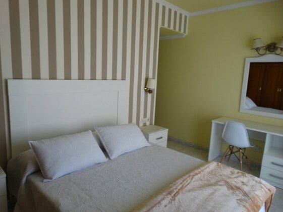 Hotel Cervantes Sanxenxo - Photo5