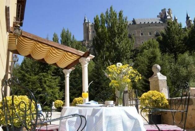 Hotel Alcazar Segovia - Photo2