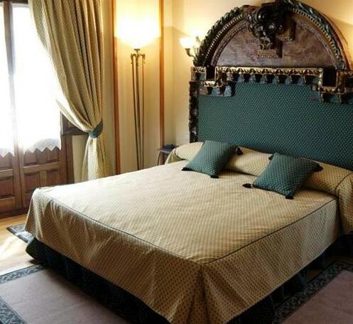 Hotel Alcazar Segovia - Photo3