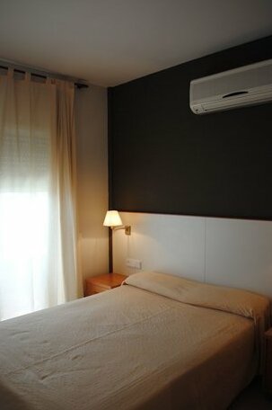 Hotel Sant Jordi Segur de Calafell - Photo5