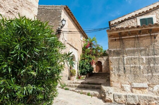 Montserrat Sencelles - Photo2