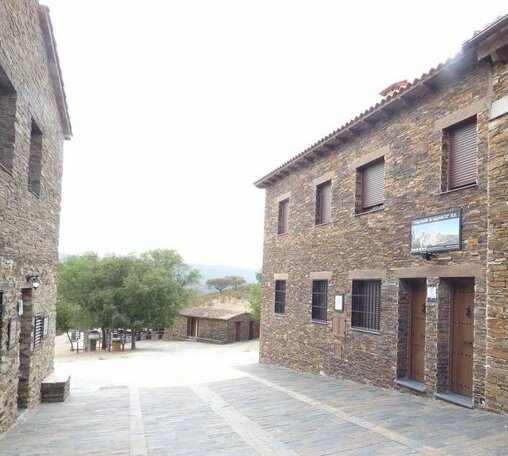 Casas Rurales Al-Mofrag Mirador de Monfrague