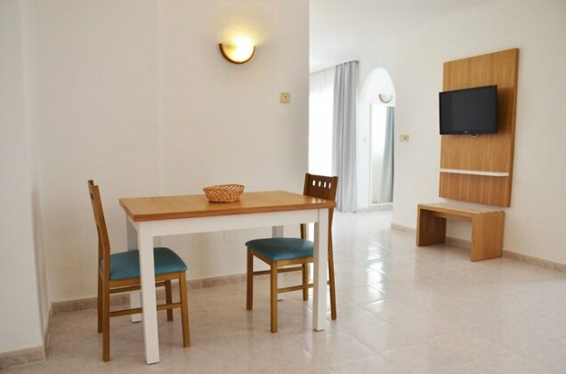 Hotel Apartamentos San Marino - Photo5