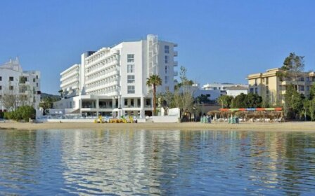 Hotel Sol Pinet Playa