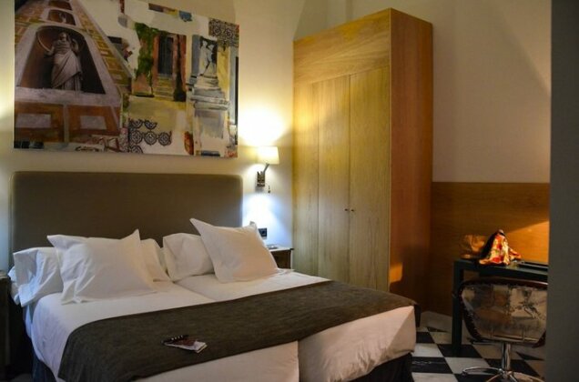 Aguilas5 SevillaSuites - Photo5