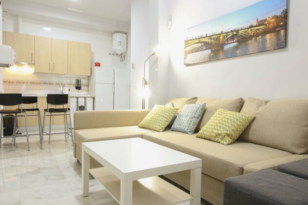 Deluxe Apartment Castilla - Photo5