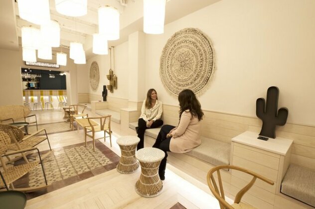 For You Hostel Sevilla - Photo5
