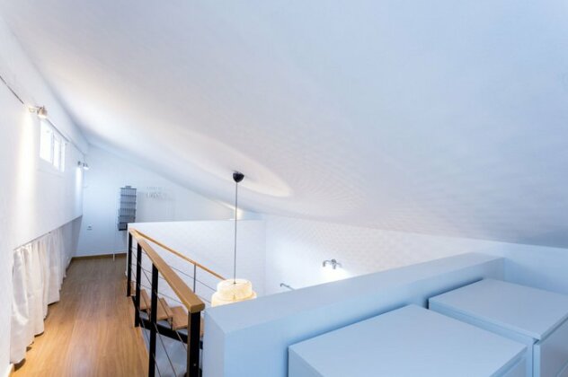 Holi-Rent Loft Castellar - Photo4