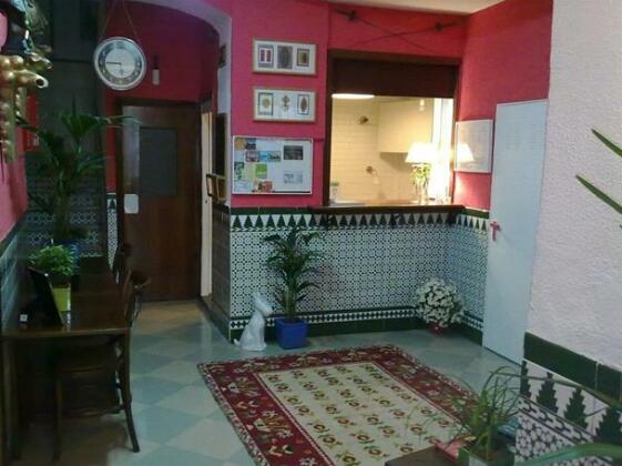 Hostal Arias Seville - Photo2