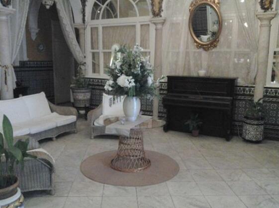 Hostal Sierpes - Photo3