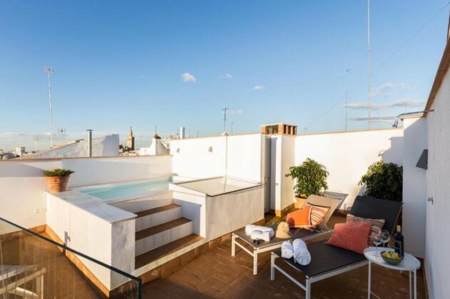 Sevilla Home Center Suites - Photo2