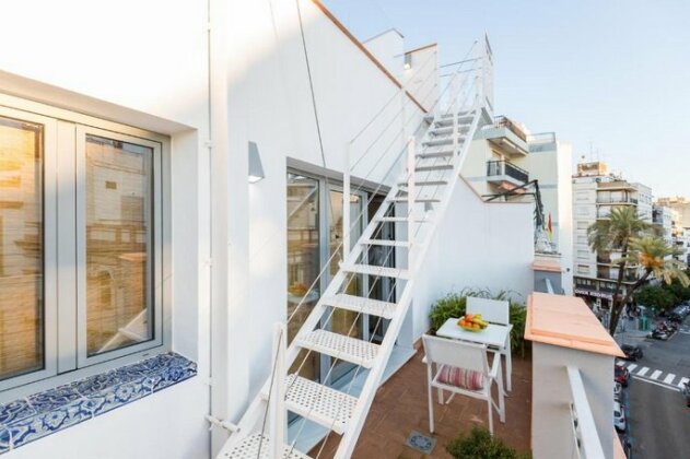 Sevilla Home Center Suites - Photo5