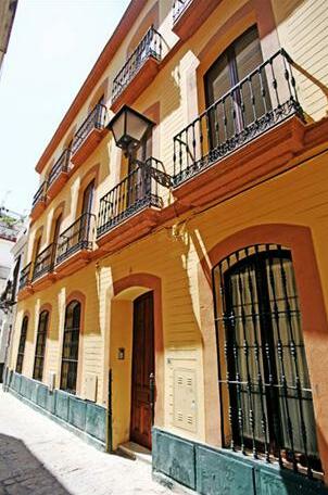 Sleepin Sevilla - Photo2