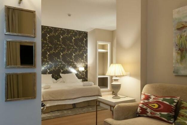 Suites Murillo Catedral - Photo2