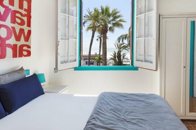 Beach House Sitges - Photo5