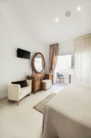 Casa Rainbow Sitges - Photo4