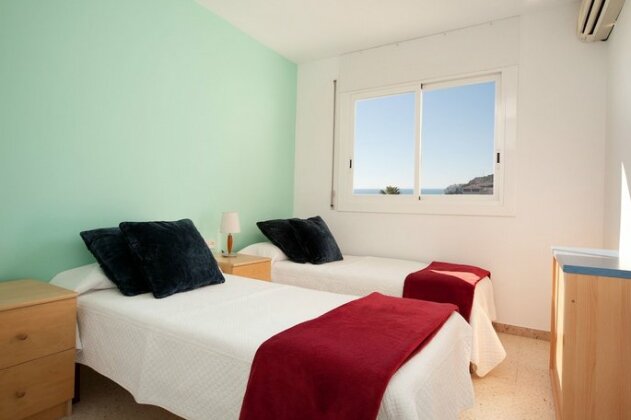 Family pool & beach - Photo4