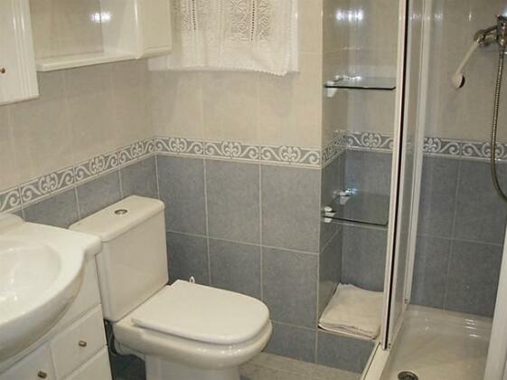 Interhome - Avda Capellans - Photo5