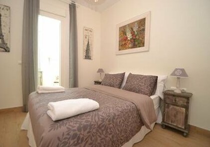  Photo 2