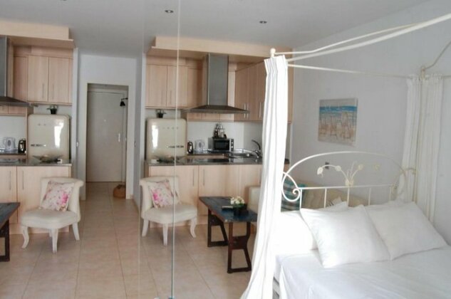 SitgesNow The Room - Photo5