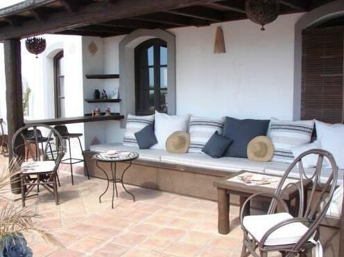 Darcilla Guest House - Photo5