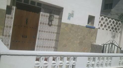  Photo 2