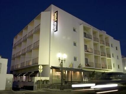 Hotel Nuria Tarragona - Photo2