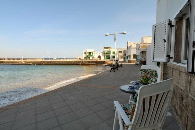 Ocean View Famara Beach - Photo2