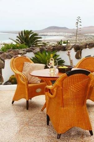 Villas Famara - Photo4