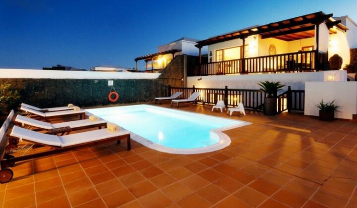 106072 - Villa In Playa Blanca - Photo3