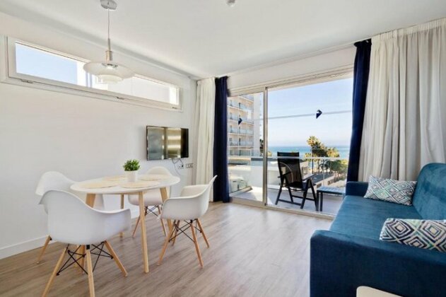 Carihuela Suites - Photo2