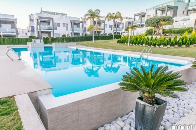 ELuxuria Sunny Villa - Photo2