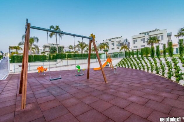 ELuxuria Sunny Villa - Photo4